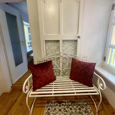 La Gialla Di Via Silvano 12 Tatil Evi *