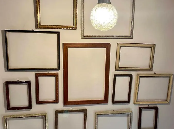 La Gialla Di Via Silvano 12 *