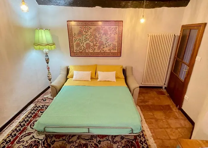 Ferienhaus La Gialla Di Via Silvano 12 Monforte dʼAlba